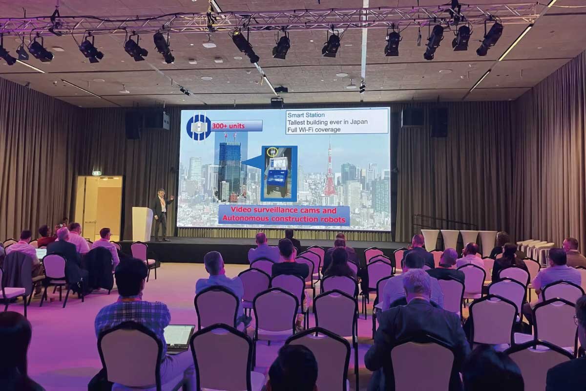 PicoCELA、中東ドバイ「Wi-Fi World Congress 2025」出展報告